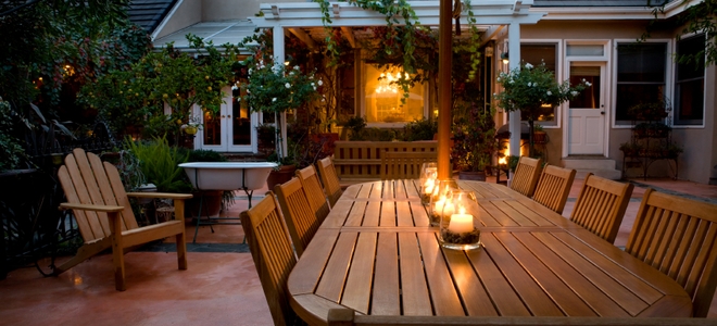outdoor lighting ideas for patios - candles